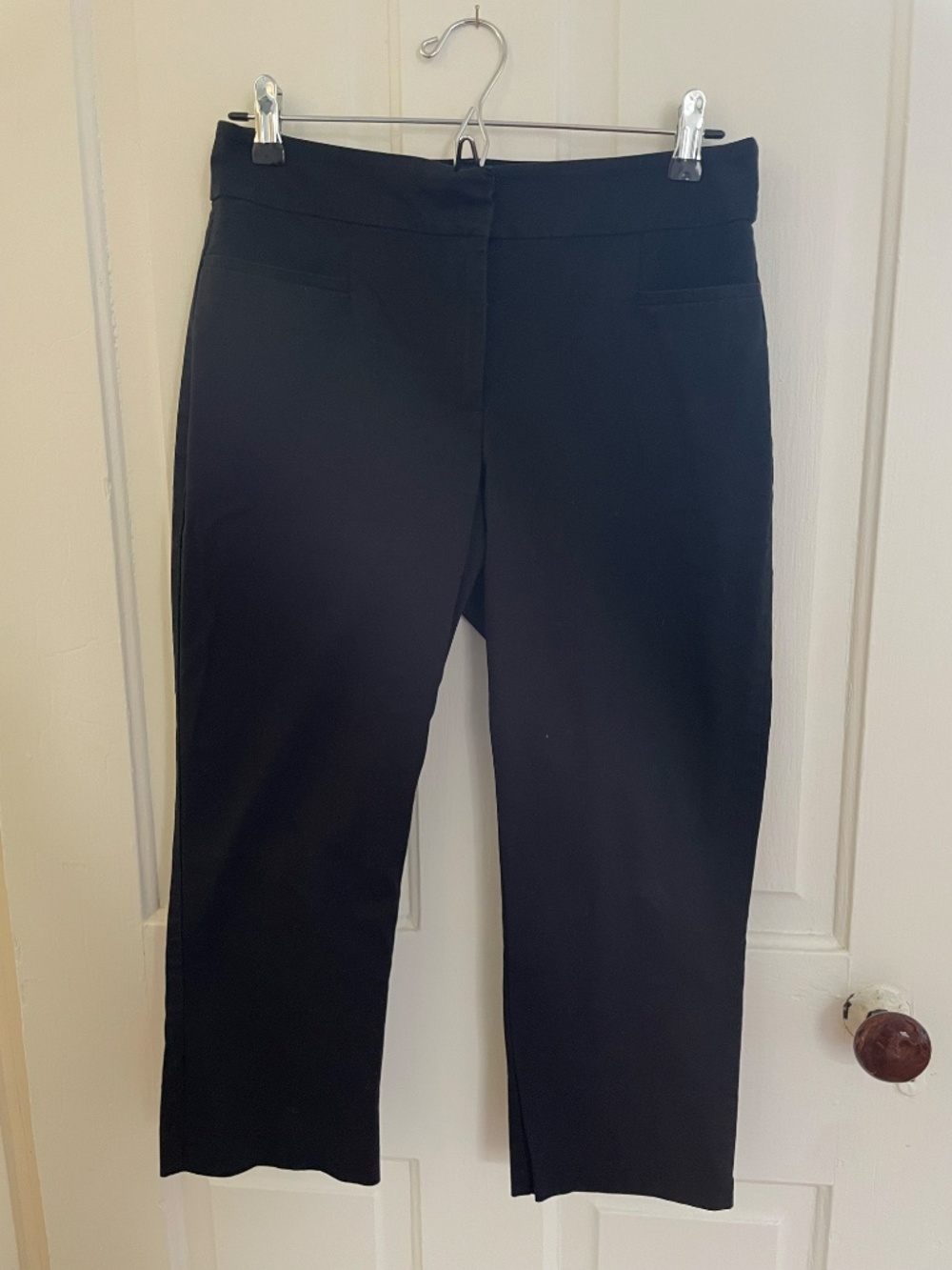 Ann Taylor Black Capri Pants